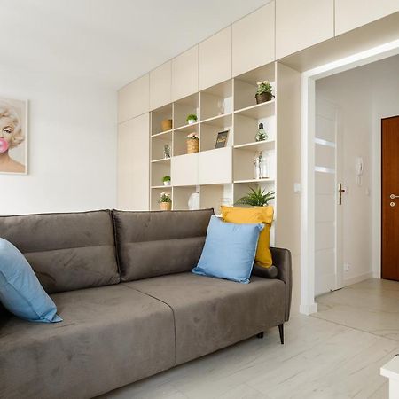Modern Studios Near Arkadia Center Варшава Екстер'єр фото