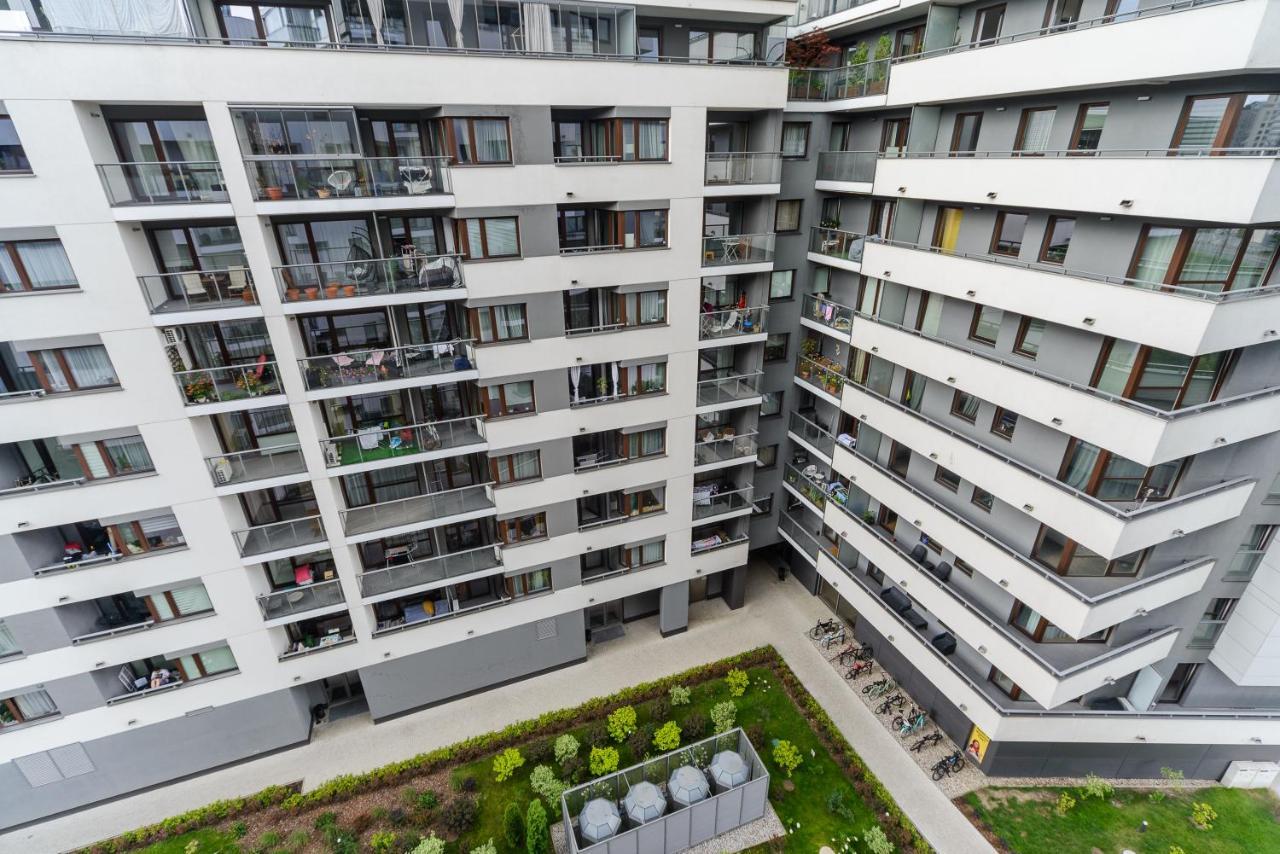 Modern Studios Near Arkadia Center Варшава Екстер'єр фото