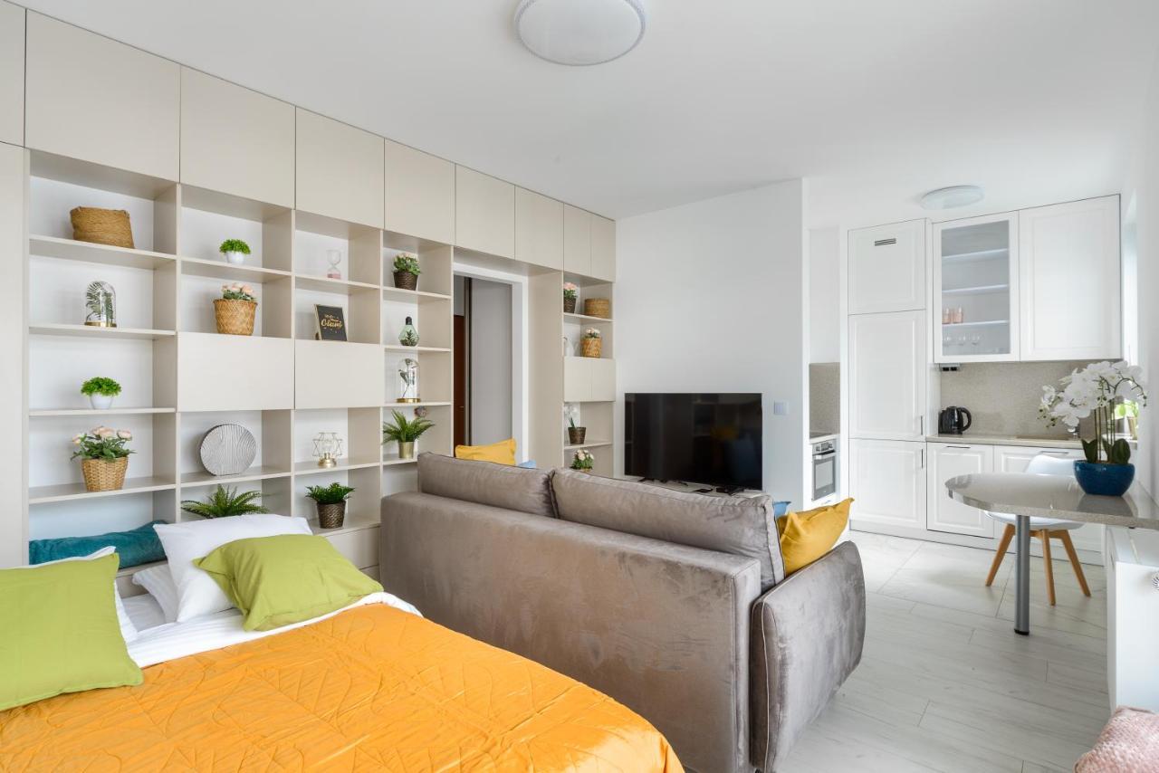 Modern Studios Near Arkadia Center Варшава Екстер'єр фото