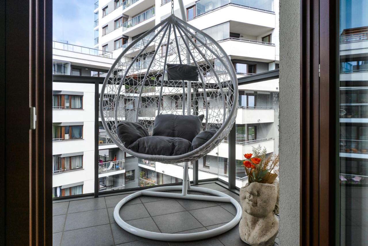 Modern Studios Near Arkadia Center Варшава Екстер'єр фото